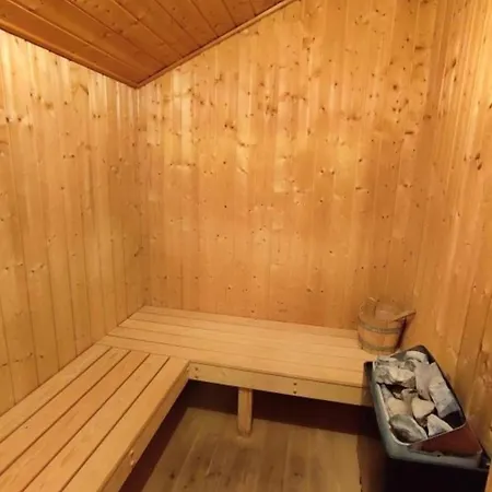 Lille Wackerama In *